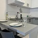 East & West Апартаменты Gzira