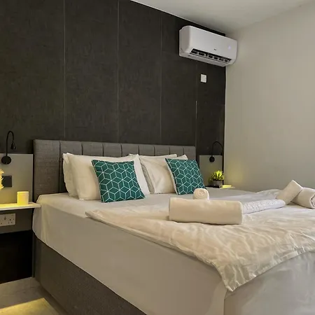 Appartement East & West *