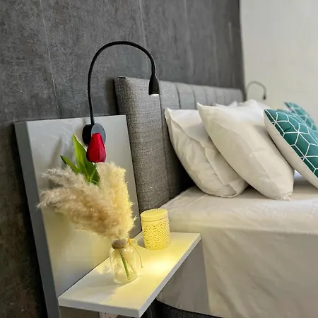 East & West Appartement